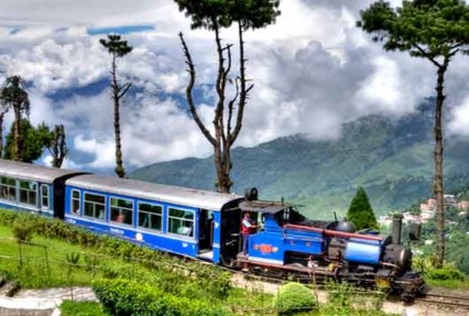 https://www.columbusholidays.com/wp-content/uploads/2019/darjeeling.jpg